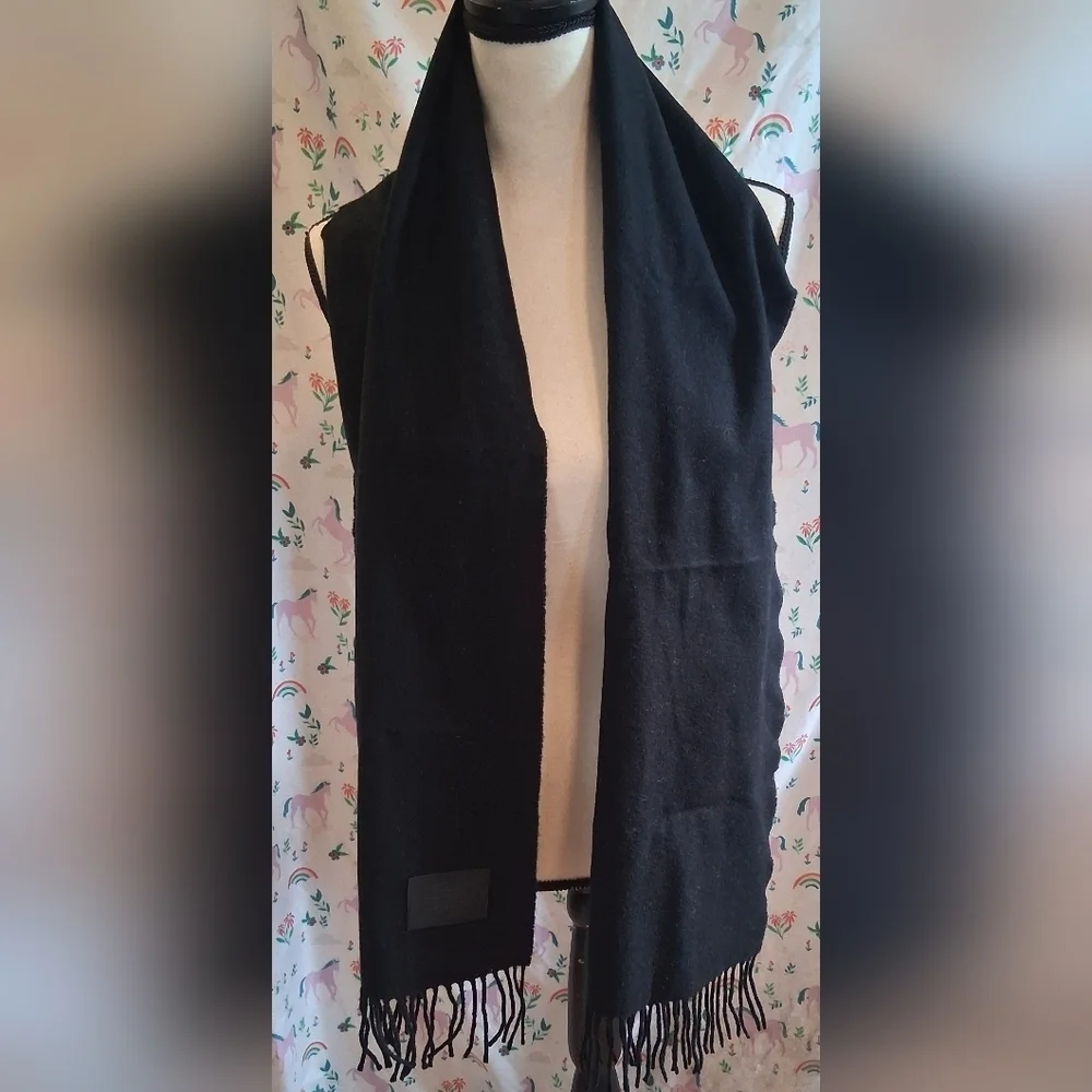 EUC Coach Leatherware Black Cashmere Casual Everyday Unisex Winter Scarf Wrap